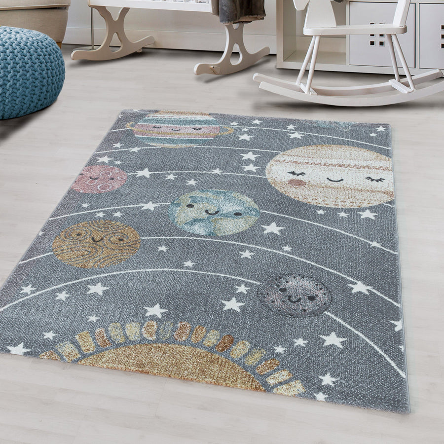 Kısa tüylü çocuk halısı Planet Universe Sun Moon Çocuk odası halısı gri