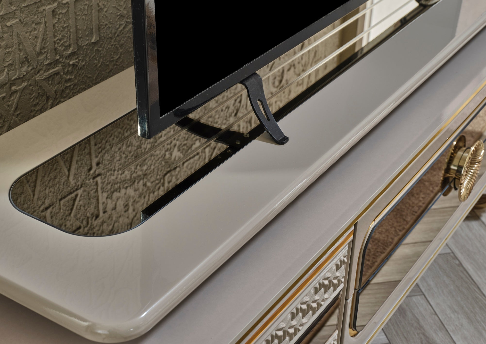 Deluxe TV-Lowboard