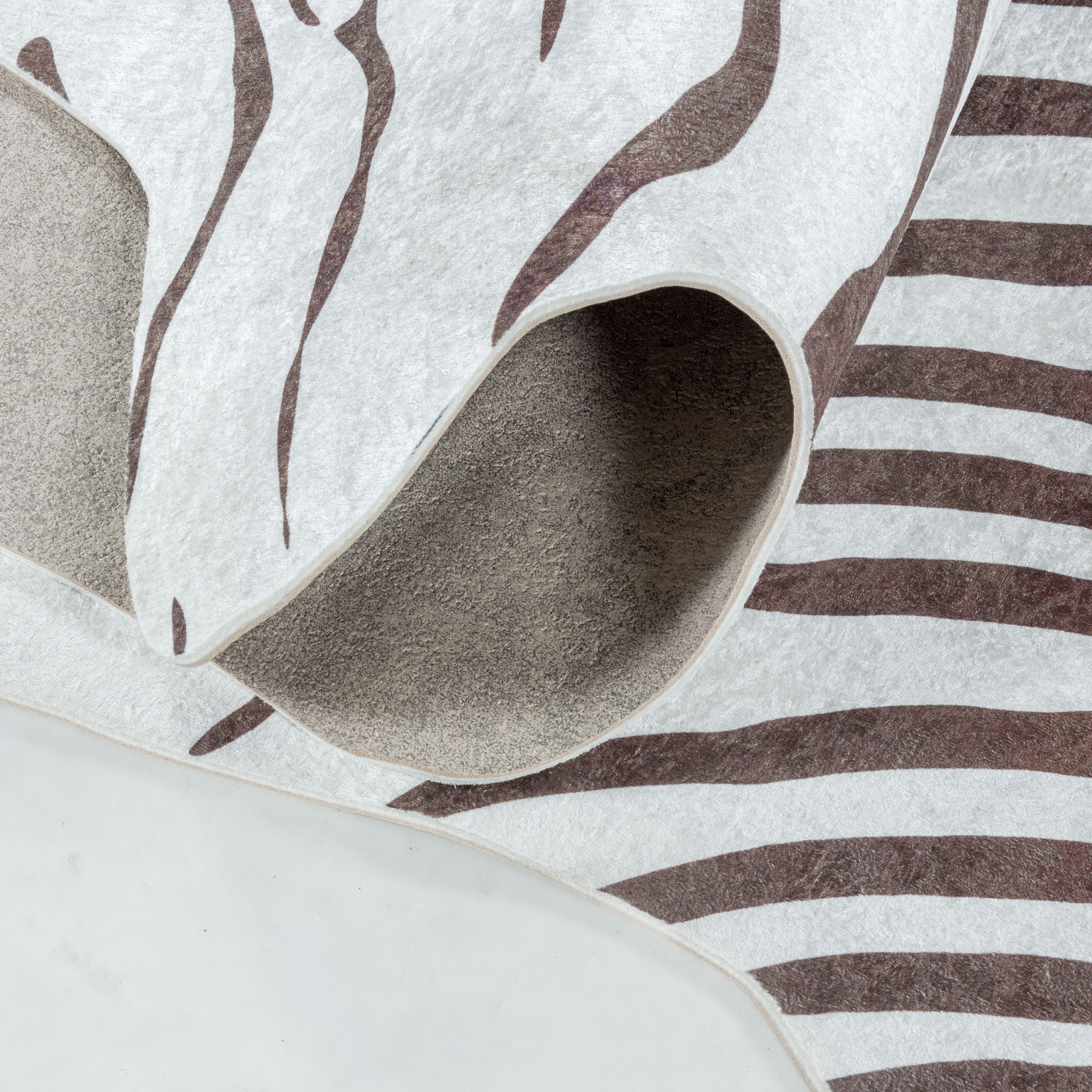 Waschbarer Teppich, Tigerfell imitat, Farbe Braun, Teppich für Wohnzimmer, Rücken aus Wildleder