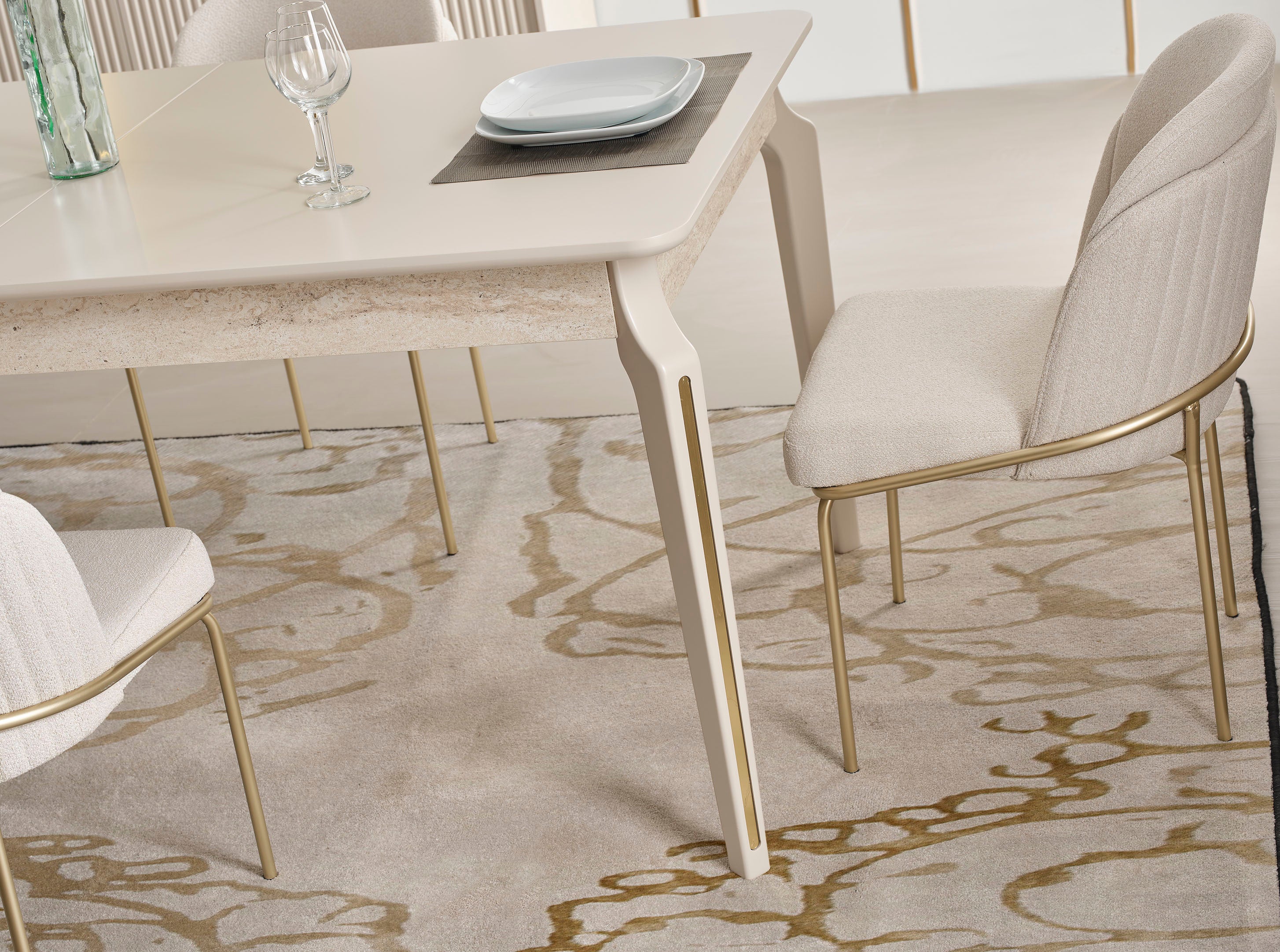 Tesla Esszimmer Set