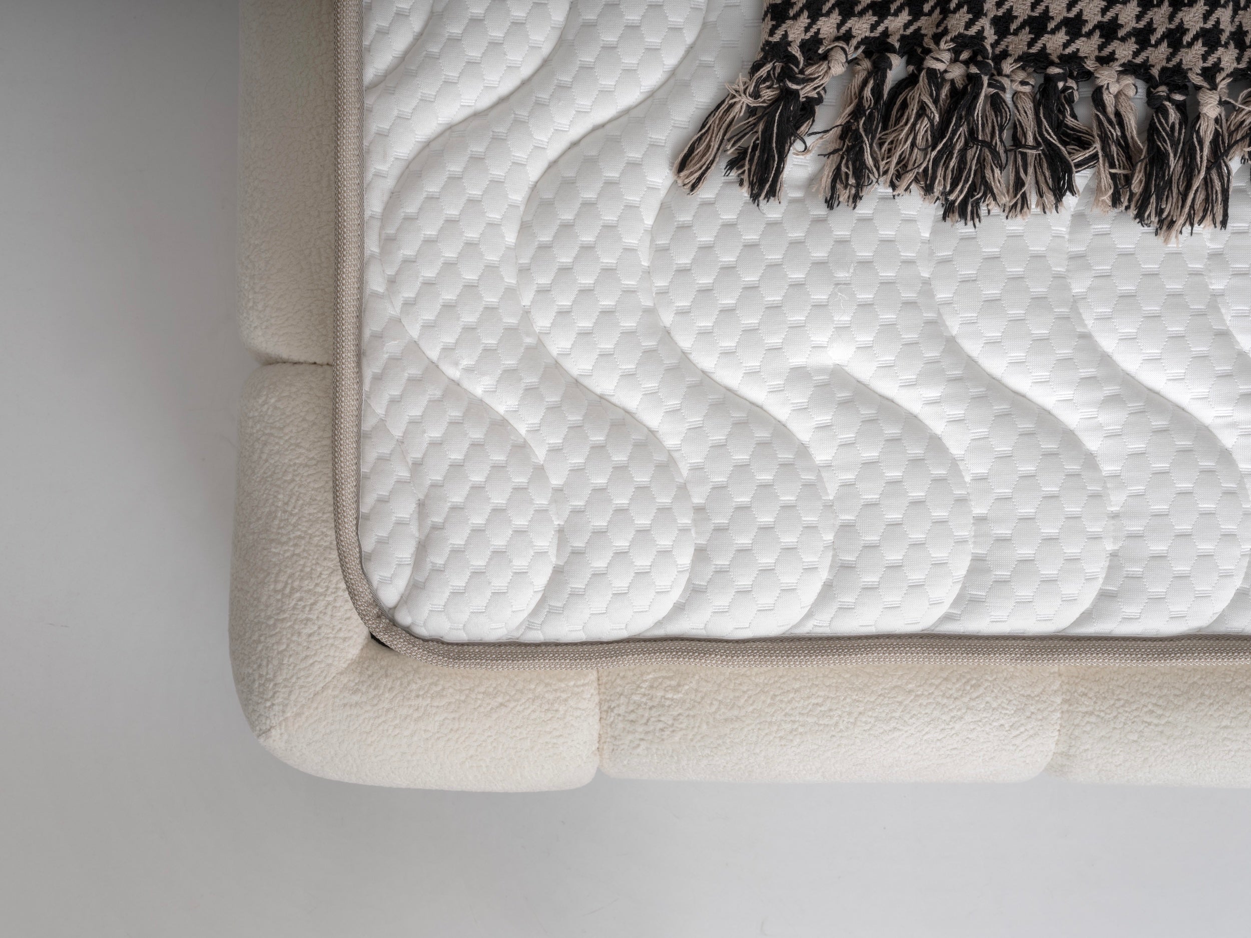 AURA Boxsprinbett